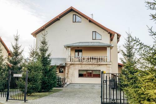 Hostal Villa Kmeller