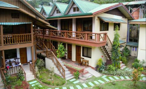 Hotel Lally And Abet Beach Cottages