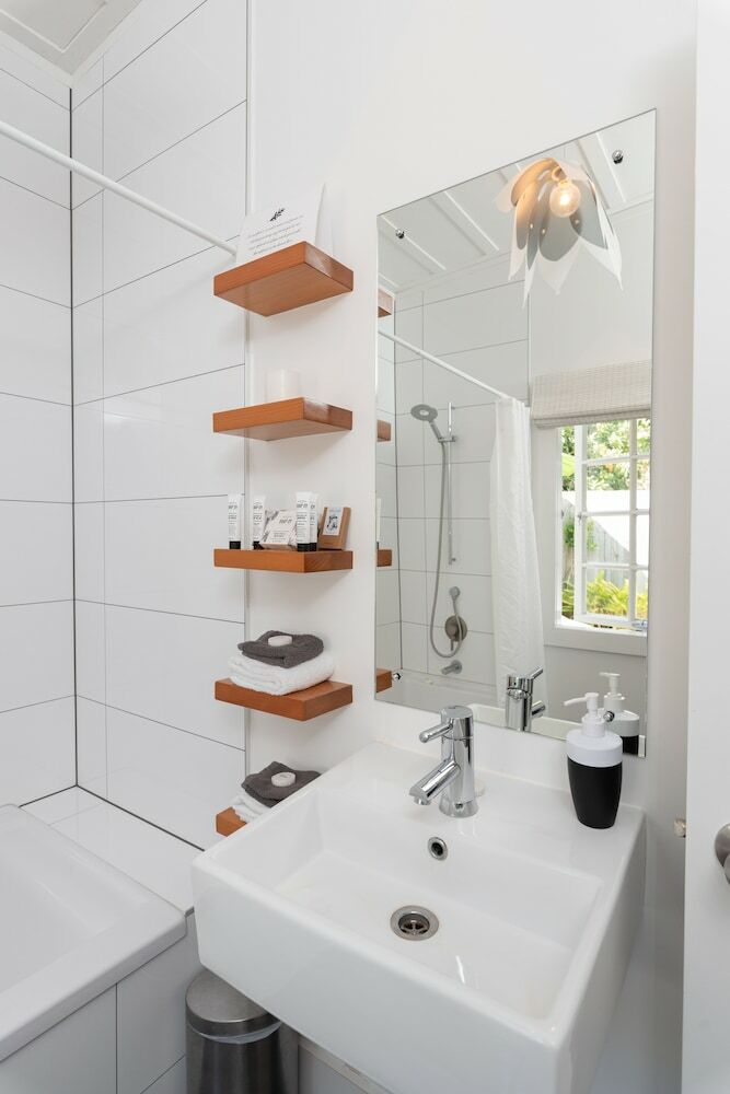 The Old Oak Boutique Hotel