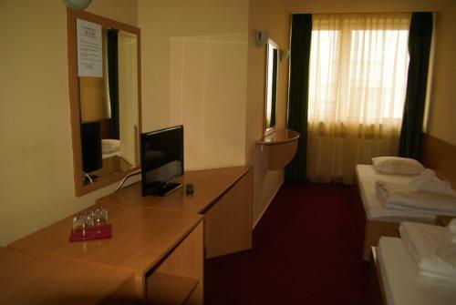 Hostal Casa Tineretului