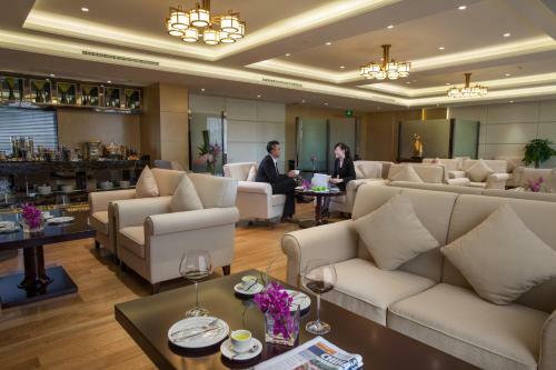 Classical Plaza Hotel