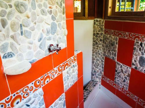 Hostal La Jorar�