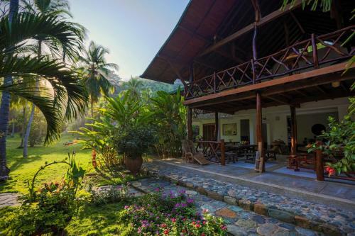 Hostal La Jorar�