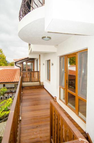 Hostal Guest House Villa Elma