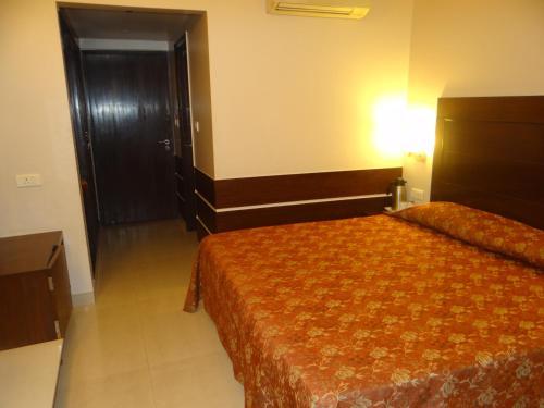 Hotel Janhvi International