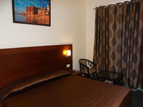 Hotel Janhvi International
