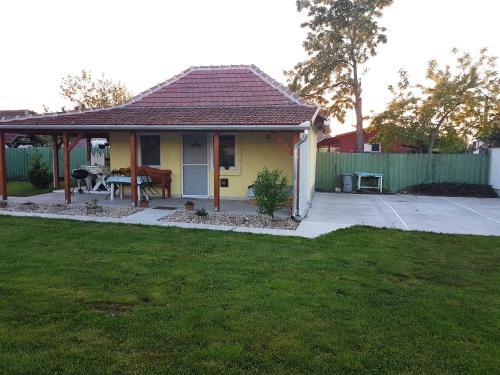 Hostal Vir�gos Vend�gh�z