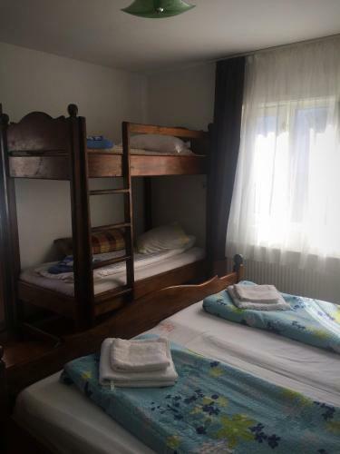Hostal Pensiunea Bontos