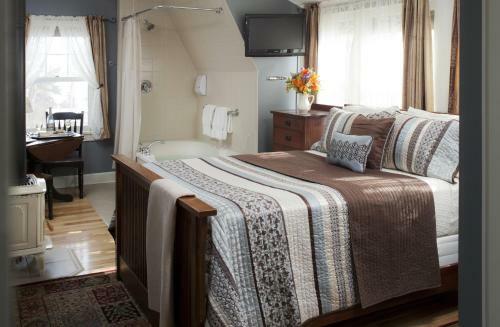 A G Thomson House Duluth Bed And Breakfast