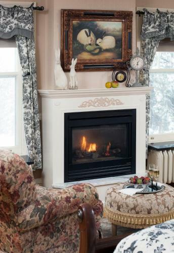 A G Thomson House Duluth Bed And Breakfast