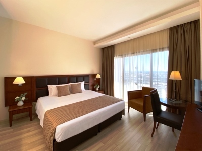 Ajax Hotel