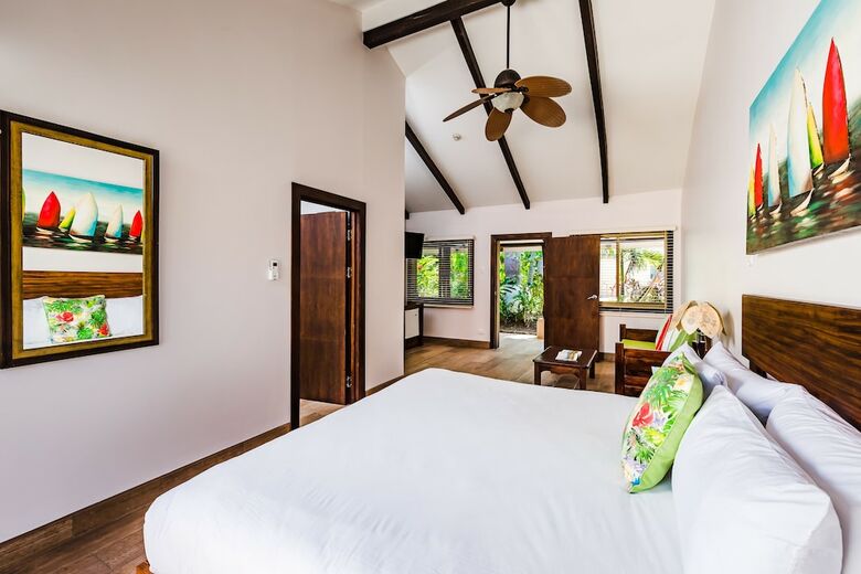 Hotel Bahia Del Sol