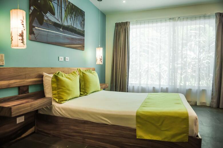 Hotel Bahia Del Sol