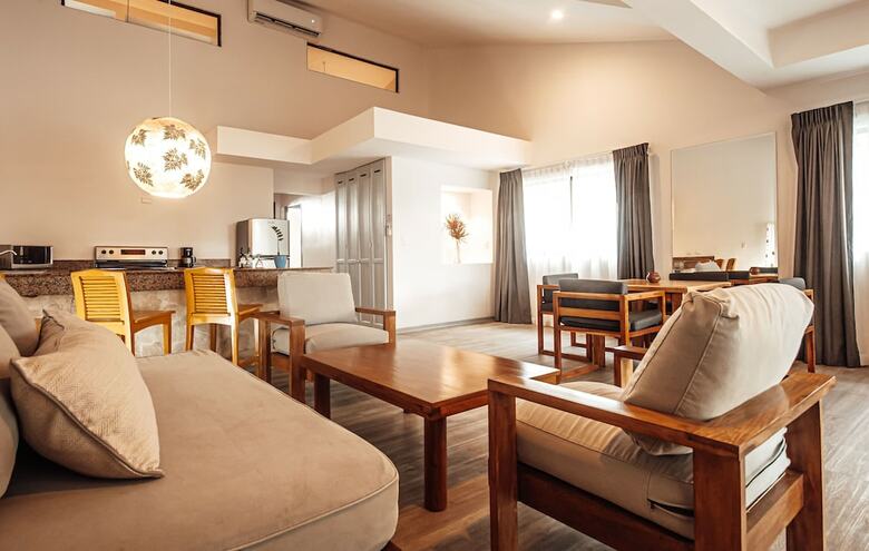Hotel Bahia Del Sol