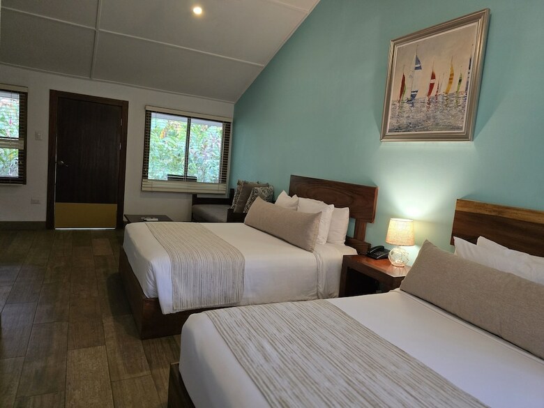 Hotel Bahia Del Sol