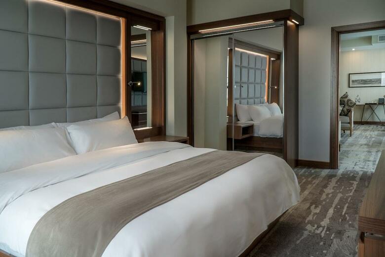 Landmark Hotel