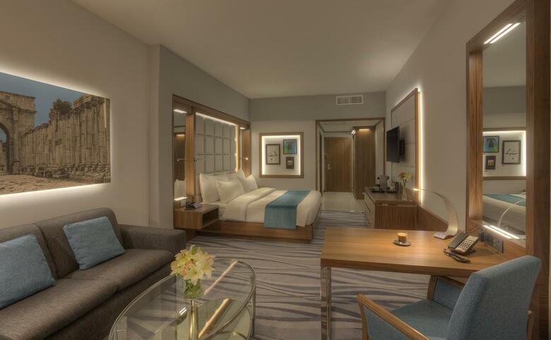 Landmark Hotel