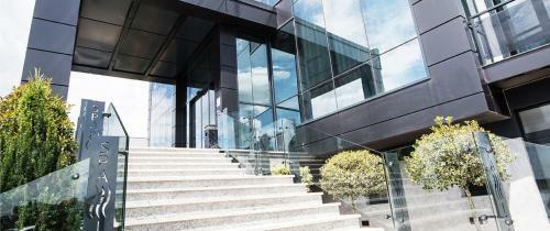 Hostal Ice Dyp Resort & Spa