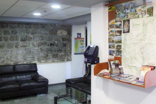 Aviv Hostel