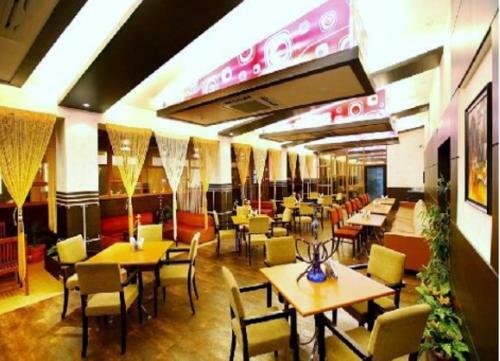 Hotel Brijwasi Royal