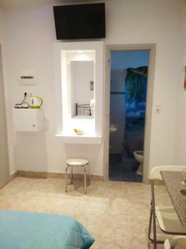 Hostal Psathi Beach