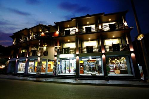 Hostal Lamoon Lamai House