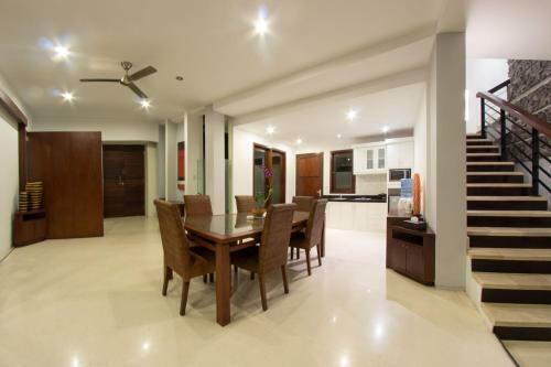 Villa Seratus