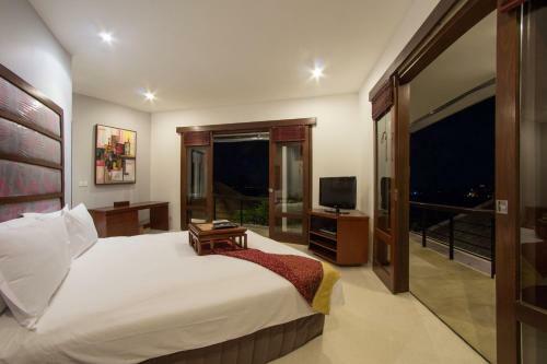 Villa Seratus