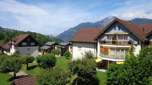 Apart Holidays