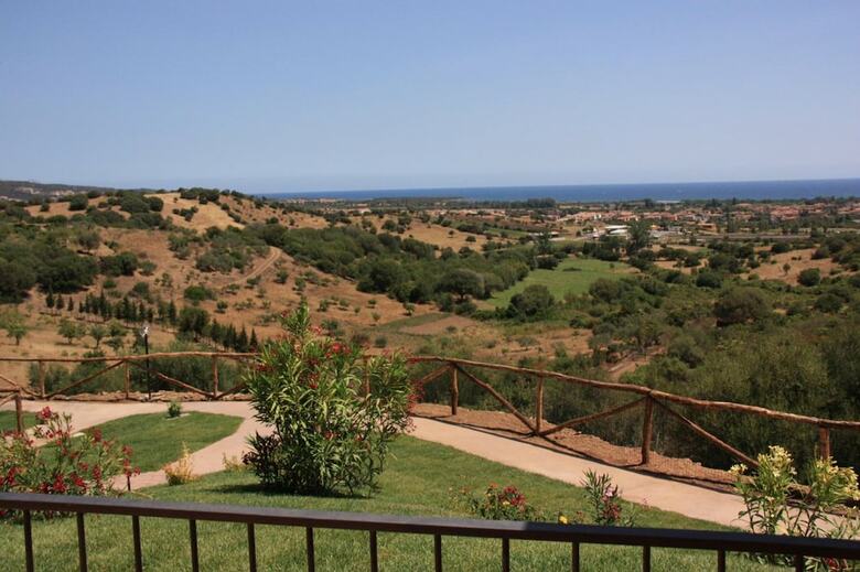 Hotel Pedra Ruja