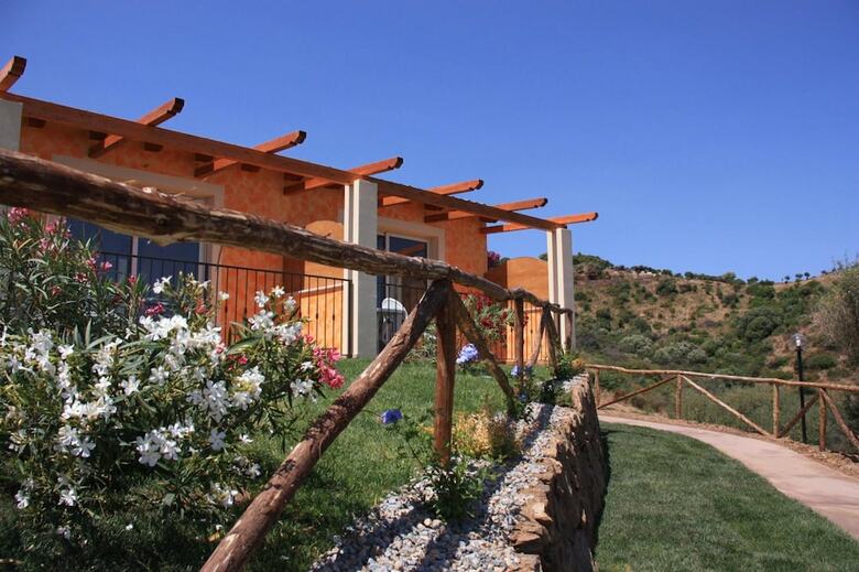 Hotel Pedra Ruja
