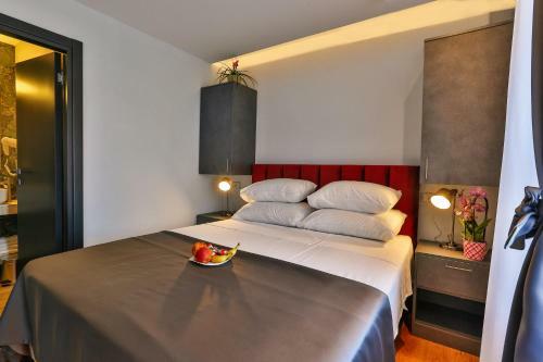 Hotel M