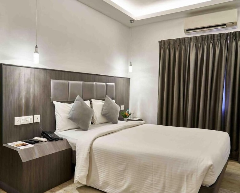 Hotel Mamallaa Heritage