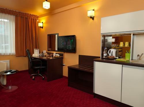 Aura Hotel
