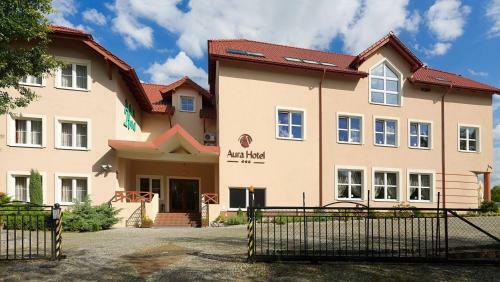 Aura Hotel