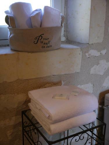 Hostal Auberge De Crissay - Aux Coups De Coeur