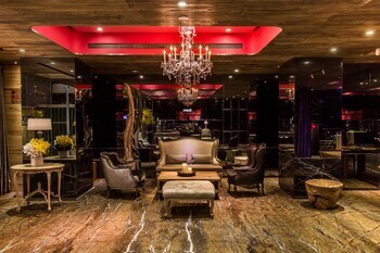 E-house Hotel