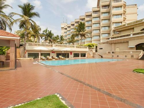 The Gateway Hotel Beach Road