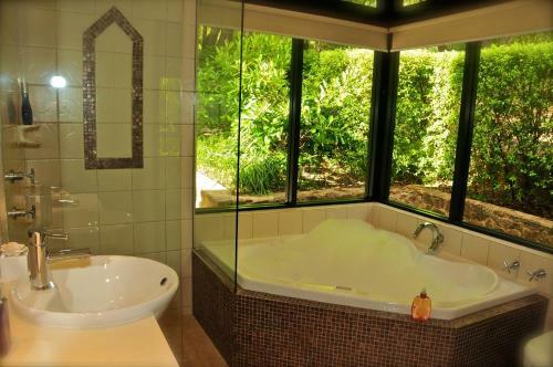 Waterfall Cottages