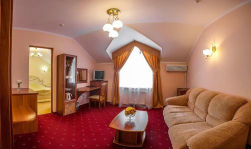 Fifth Ocean Spa Hotel