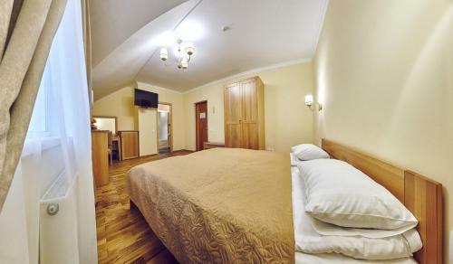 Fifth Ocean Spa Hotel