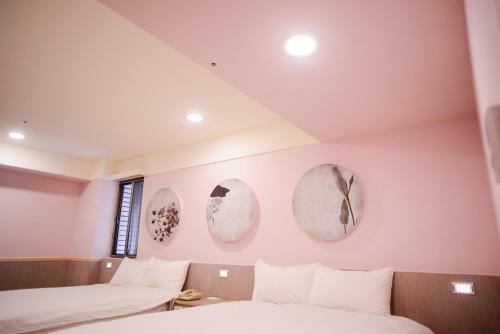 Honeydew Hotel