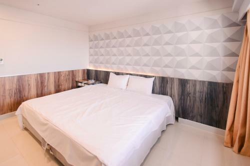 Honeydew Hotel
