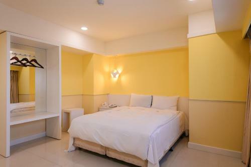 Honeydew Hotel