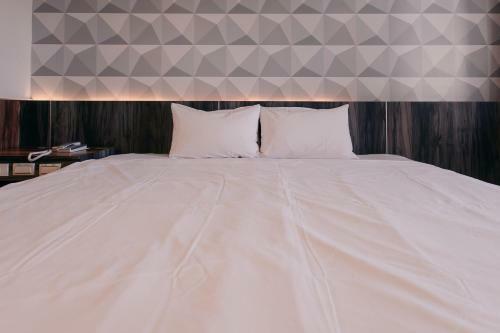 Honeydew Hotel