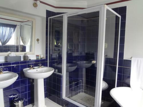 Hostal Villa Surprise