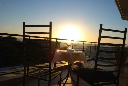 Hostal Villa Surprise