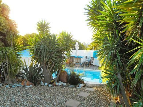 Hostal Villa Surprise