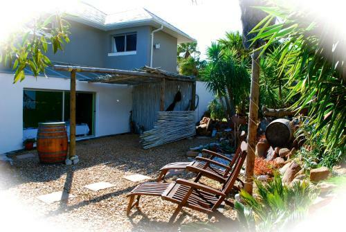 Hostal Villa Surprise