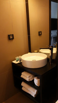 Olympia Hotel